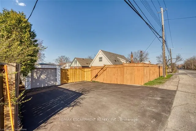 Additional image 35 of 316 Houghton Ave