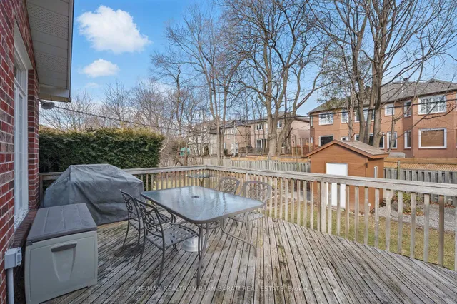 Additional image 37 of 276 Kingsdale Ave