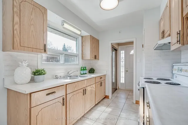 Additional image 13 of 1203 Saturnia Cres