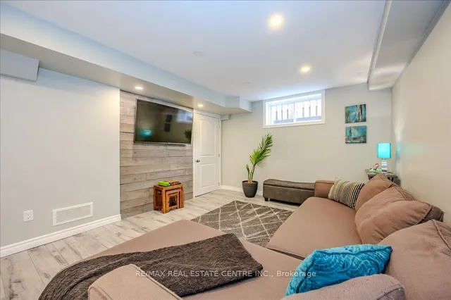 Additional image 23 of 932 Eden Oak Crt