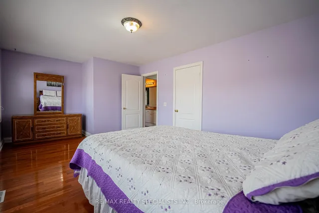 Additional image 31 of 19 Rushbrook Dr