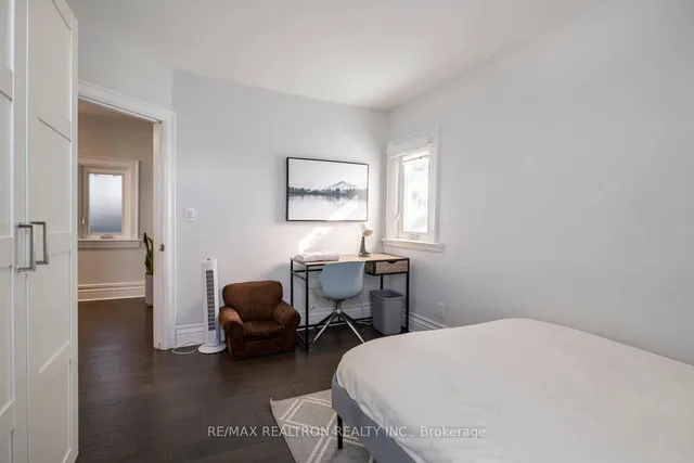 Additional image 16 of 541 Eastern Ave