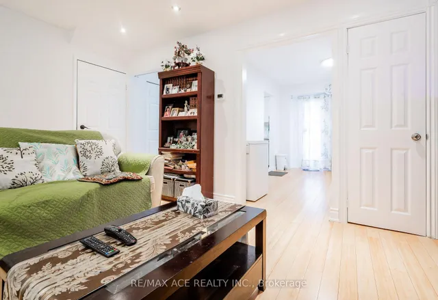 Additional image 11 of 50 Parsell Sq