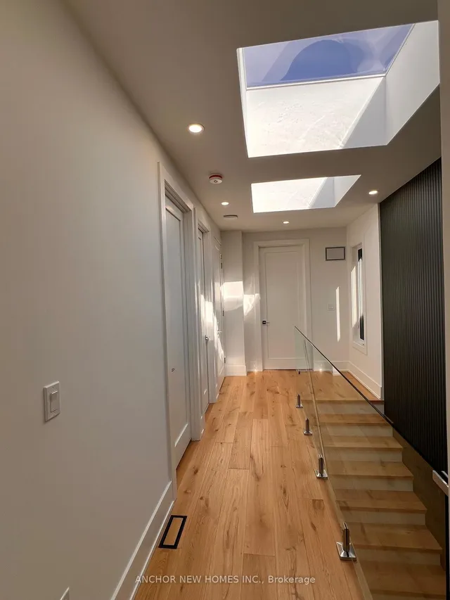 Additional image 25 of 257 Chisholm Ave