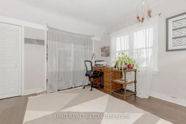 Additional image 32 of 41 McCaul St