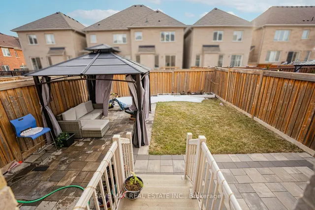 Additional image 46 of 32 Yellow Sorrel Rd