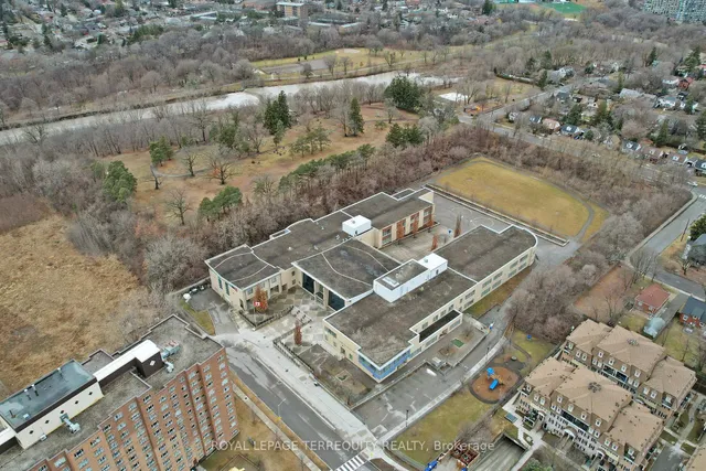 Additional image 42 of 49 Rivers Edge Dr