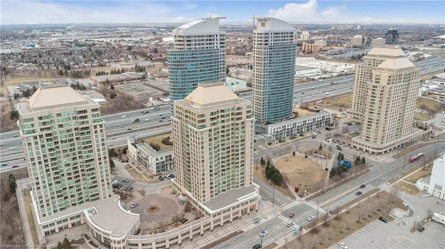 Additional image 34 of 8 Lee Centre Dr Unit PH203