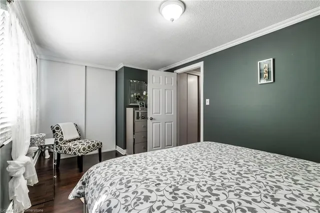 Additional image 18 of 610 Barton St Unit 16