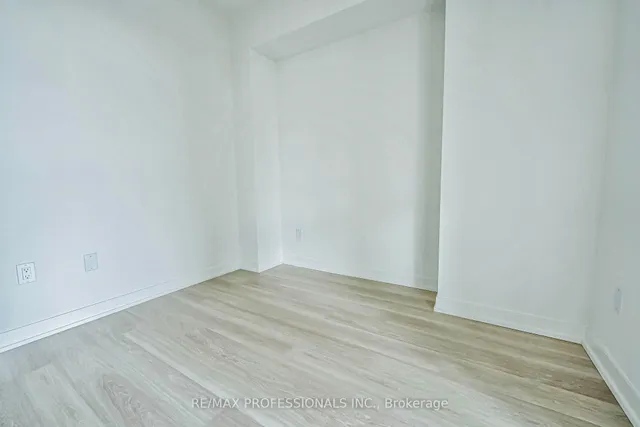 Additional image 13 of 500 Wilson Ave Unit 724