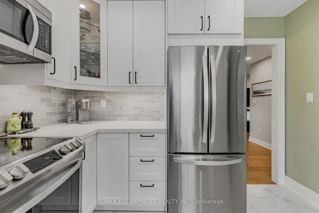 Additional image 16 of 1532 Sixth Line Unit 9