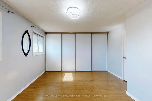 Additional image 16 of 1155 Paramount Dr Unit 43