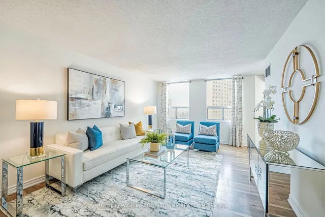 3650 Kaneff Cres Unit 908