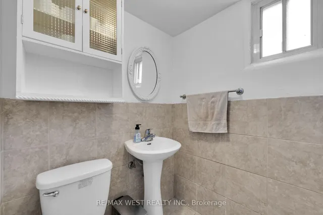 Additional image 18 of 9 Fieldway Rd