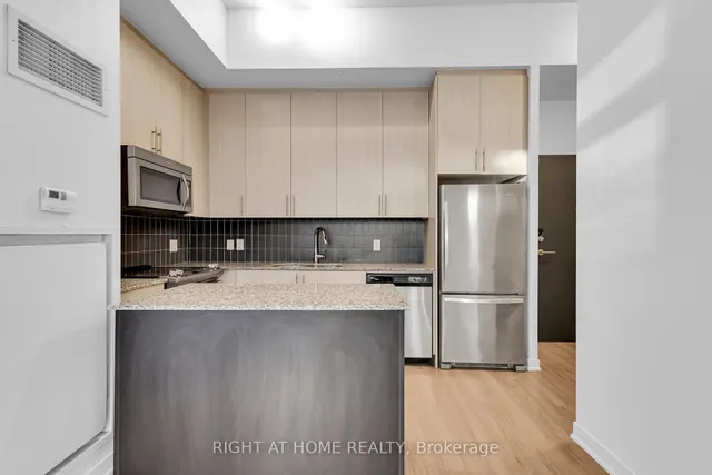 Additional image 22 of 85 Duke St Unit 105