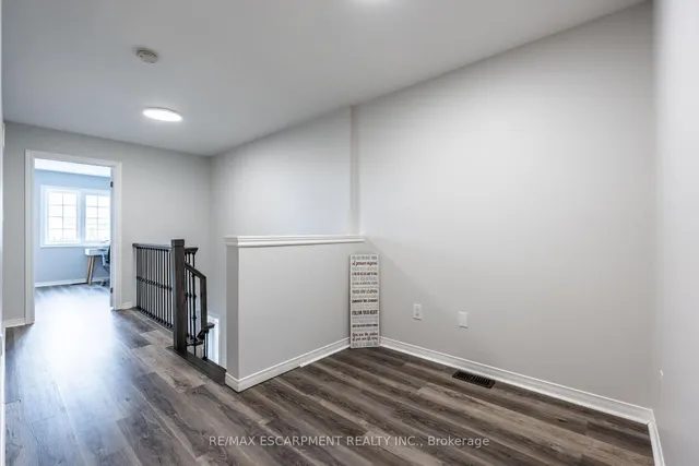 Additional image 32 of 173 Penny Lane