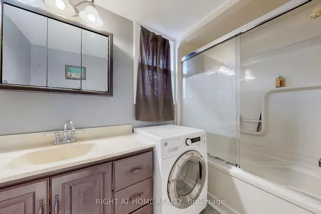 Additional image 24 of 35 Westhumber Blvd