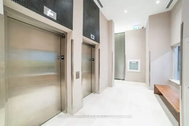 Additional image 11 of 212 King William St Unit 1111