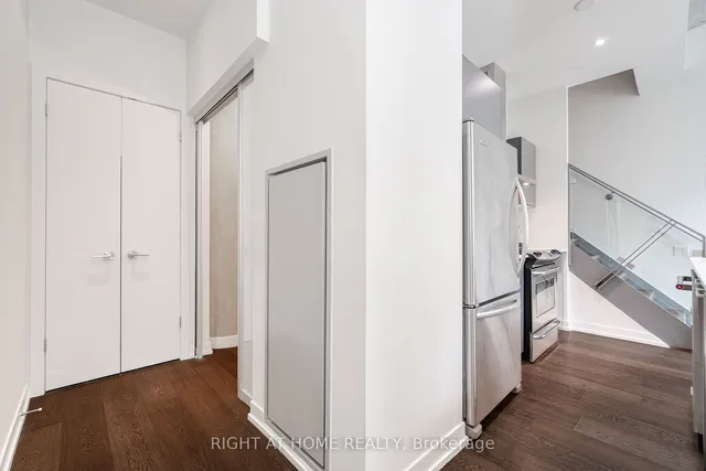 Additional image 19 of 650 King St Unit 106