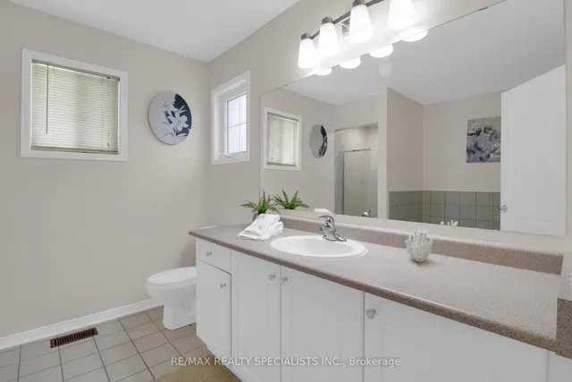 Additional image 27 of 10 Chatelaine Crt