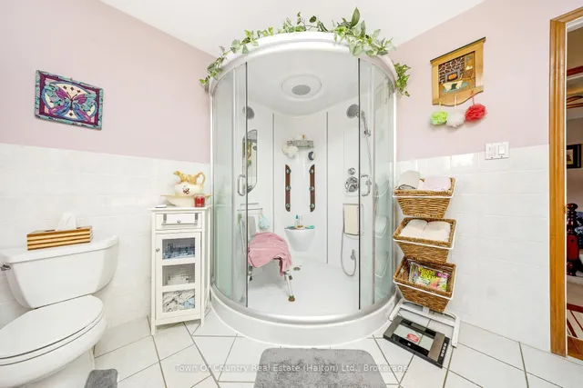 Additional image 39 of 11289 Guelph Line