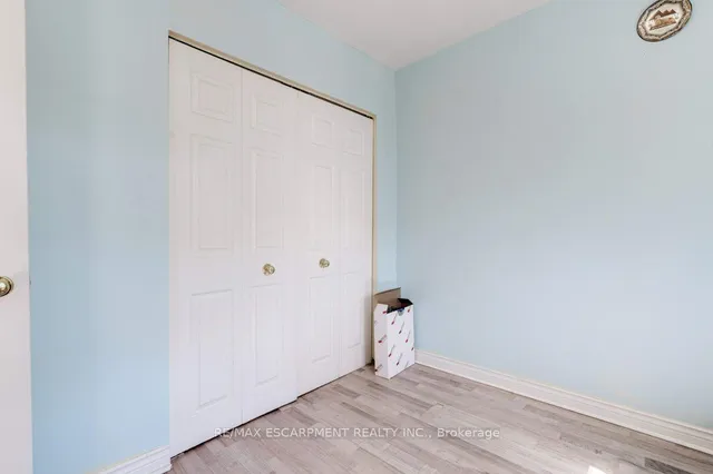 Additional image 15 of 2373 King St Unit 17