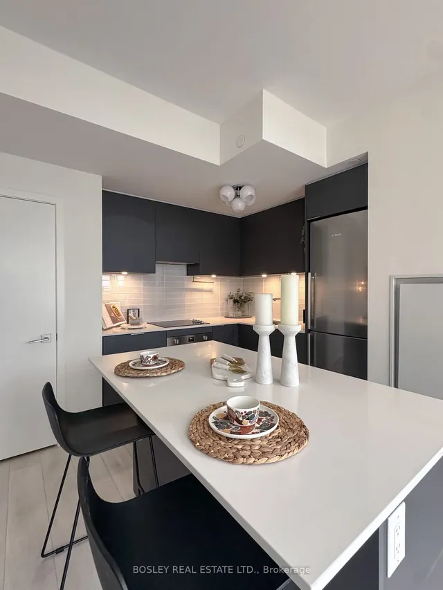 Additional image 20 of 120 Parliament St Unit TH04