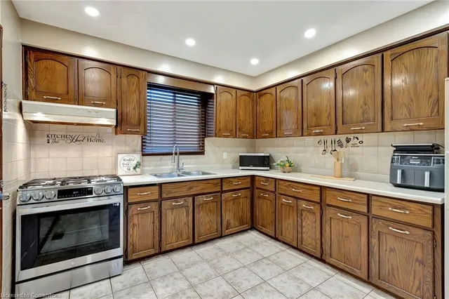 Additional image 10 of 19 Janet Crt