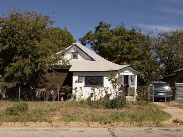 2806 NW 28th St, Fort Worth, TX 76106
