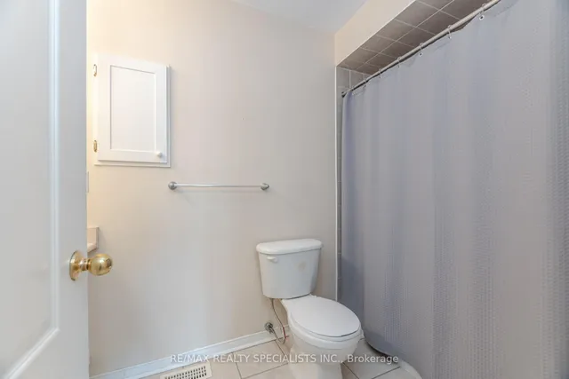 Additional image 17 of 6072 Windfleet Cres