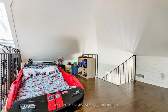 Additional image 21 of 35 Ellins Ave