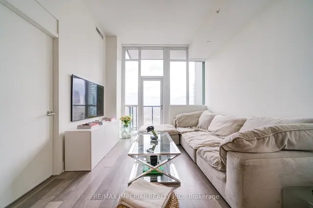 Additional image 14 of 32 Davenport Rd Unit 2406