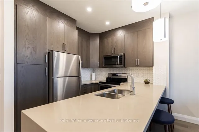 Additional image 9 of 101 Locke St Unit 207