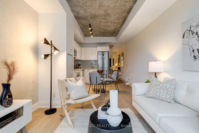 Additional image 18 of 608 Richmond St Unit 804