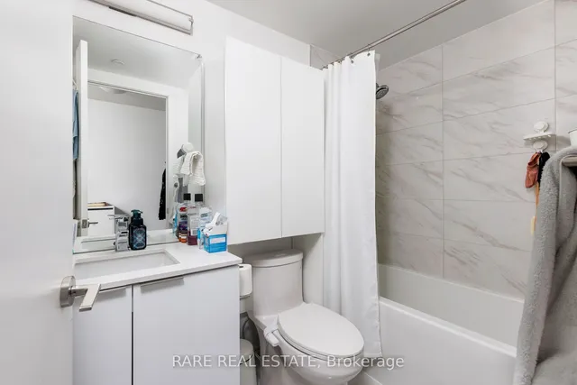 Additional image 16 of 158 Front St. East St Unit 1718