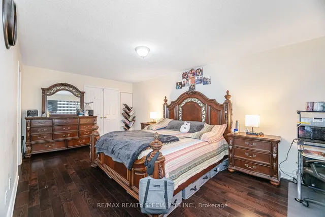 Additional image 23 of 4 Osgoode Dr