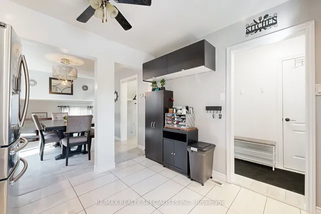 Additional image 12 of 40 Blueridge Sq