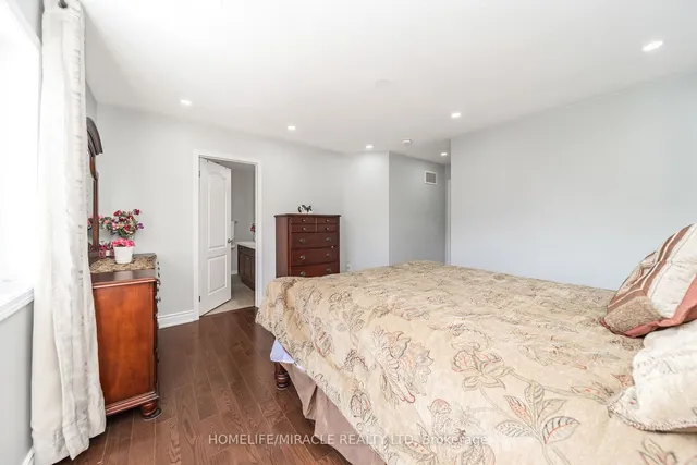 Additional image 34 of 69 Agricola Rd