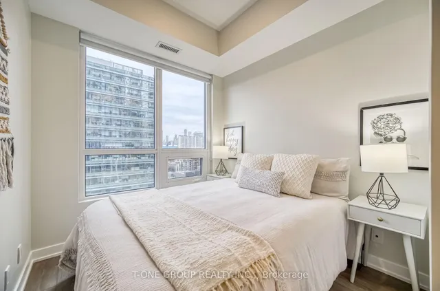 Additional image 15 of 108 Peter St Unit 1325