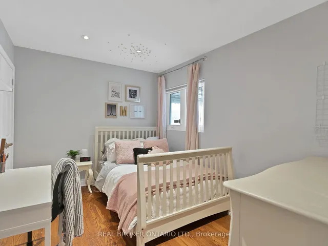 Additional image 12 of 26 Deanefield Cres