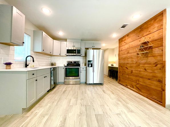 1101 Strickland St, Dallas, TX 75216, ,