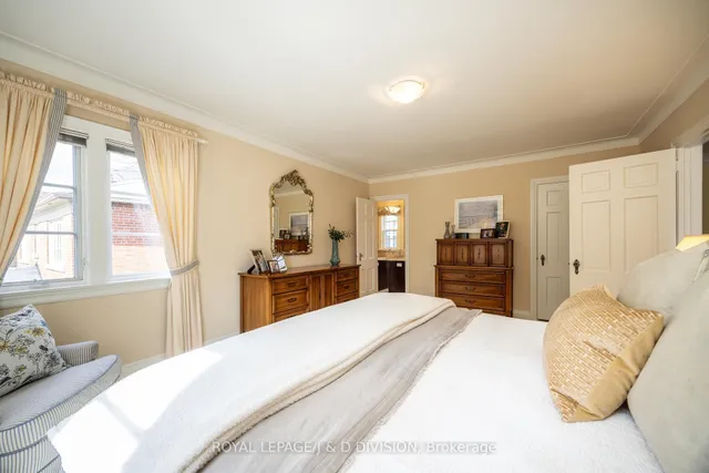 Additional image 17 of 404 Glencairn Ave