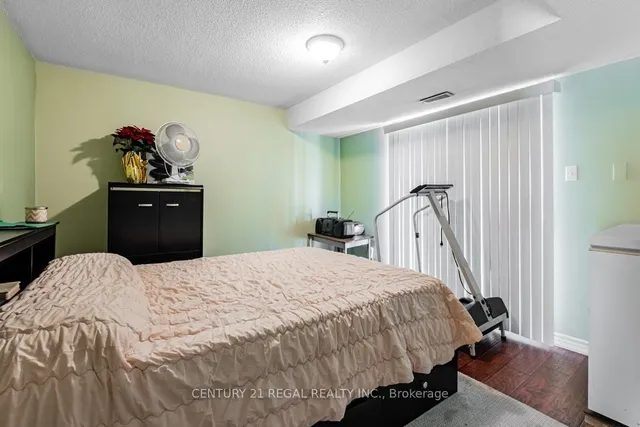 Additional image 20 of 2359 Birchmount Rd Unit 29
