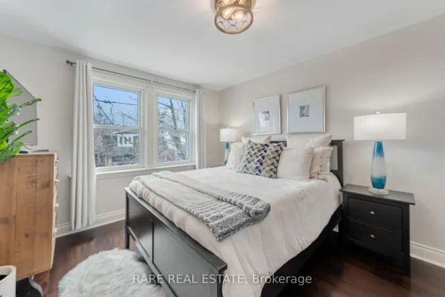 Additional image 13 of 152 Queensdale Ave