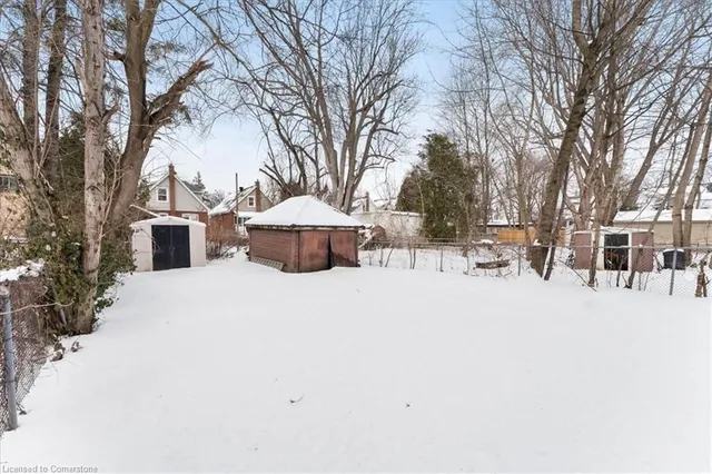 Additional image 28 of 38 Arnold St