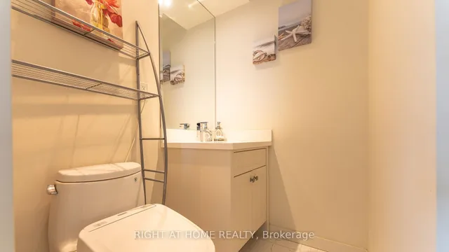 Additional image 43 of 77 Harbour Sq Unit 2412