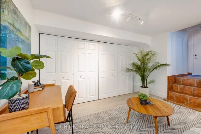 Additional image 21 of 90 Kippendavie Ave Unit 9