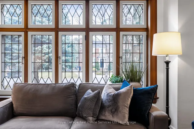 Additional image 10 of 28 Thompson Ave