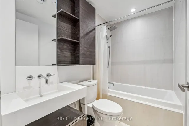 Additional image 9 of 5 St Joseph St Unit 1506