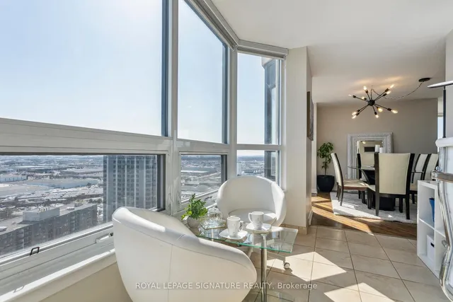 Additional image 15 of 8 Lisa St Unit PH2907